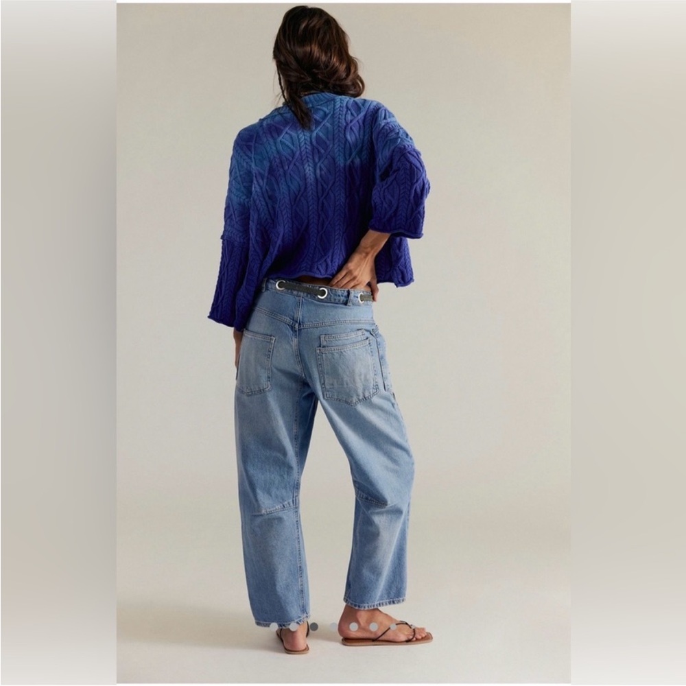 We The Free Moxie Barrel Jeans. Size: 25 - Picture 14 of 16
